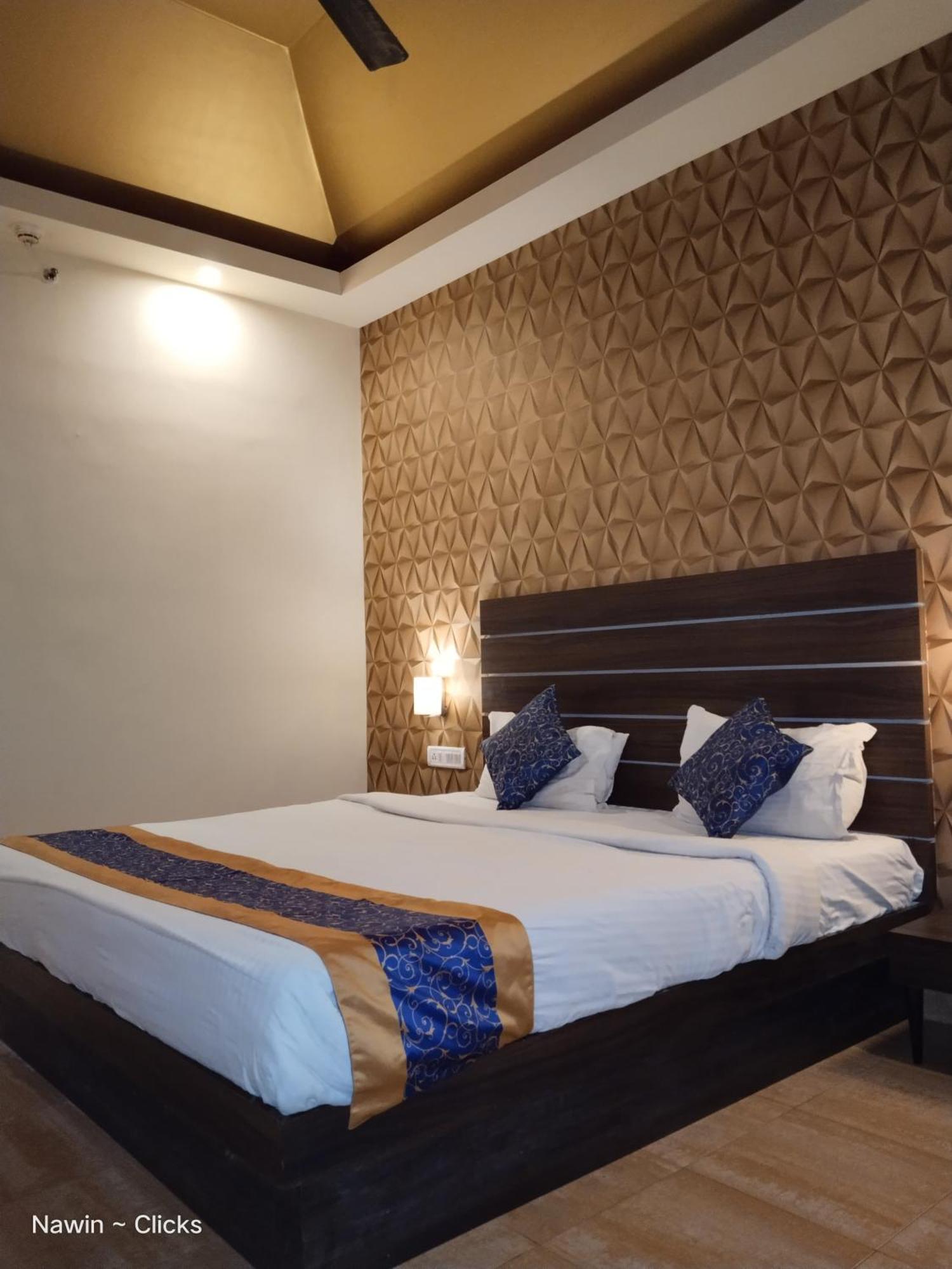 Redfox Hotel- Aminjikarai Chennai Dış mekan fotoğraf